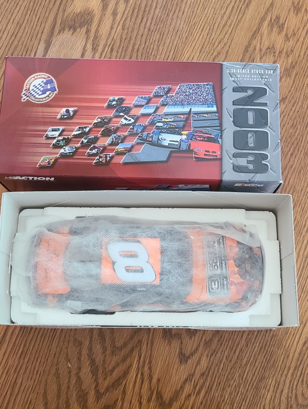 Action - Dale Earnhardt Jr. #8 2003 3 Doors Down 1:24 Stock Car - Picture 4 of 9